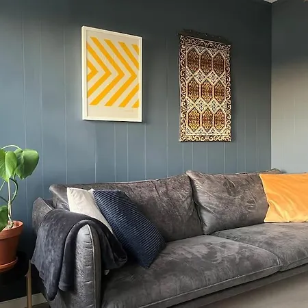 Lejlighed With 2 Bedrooms And A Beautiful View In Peaceful Neighborhood Tromsø